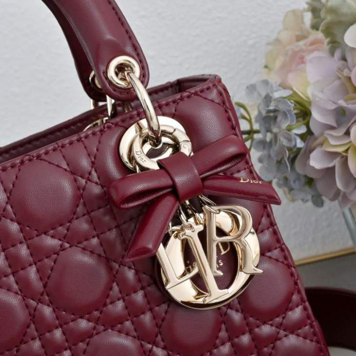 Picture of Dior Handbags _SKUfw239320830fw